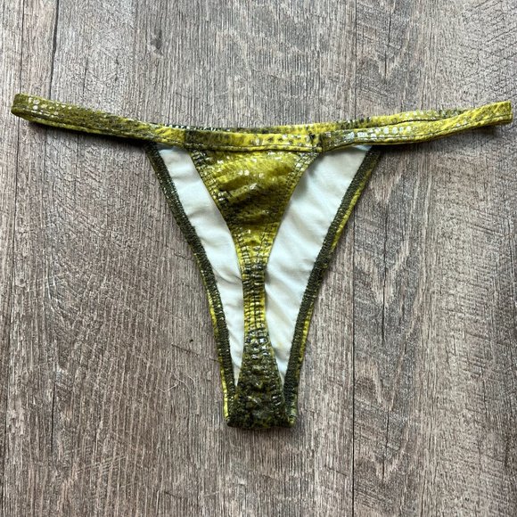 Sauvage Green Shiny Wrap Thong Bikini Set - Picture 5 of 15